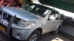 Nissan Navara 2007 Silver