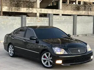 Toyota Crown 2006 Black