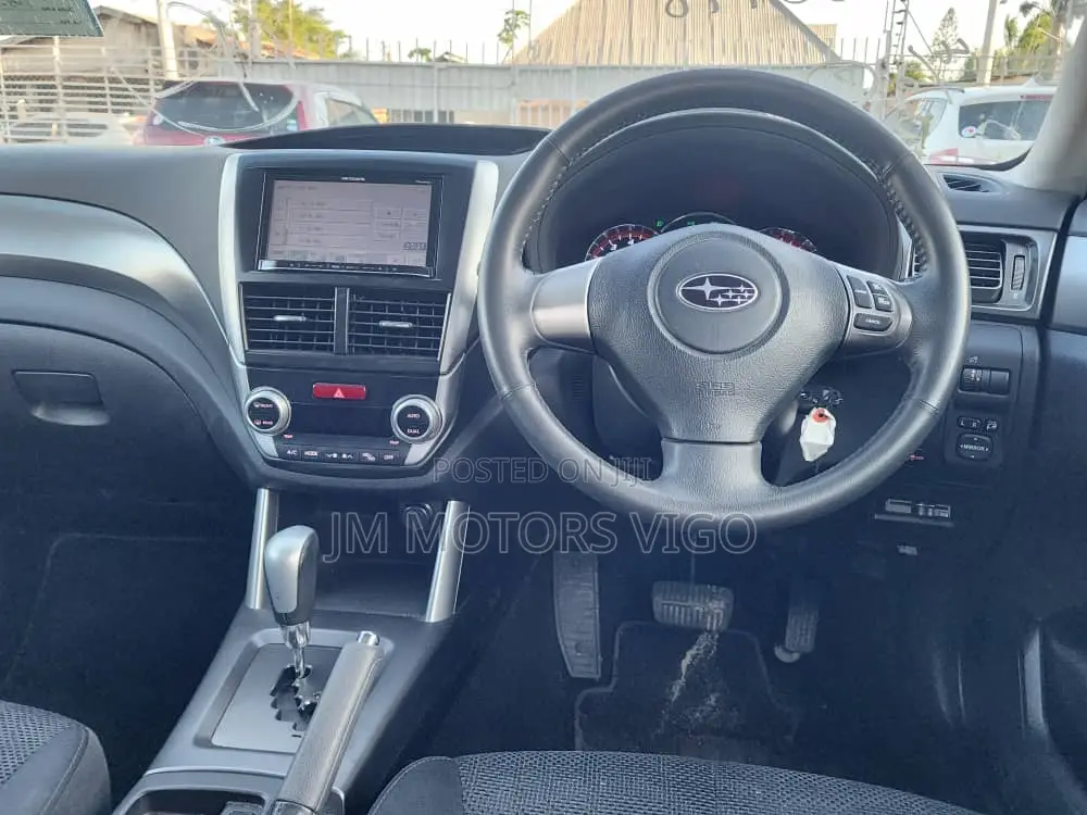 Subaru Forester 2011 Gray