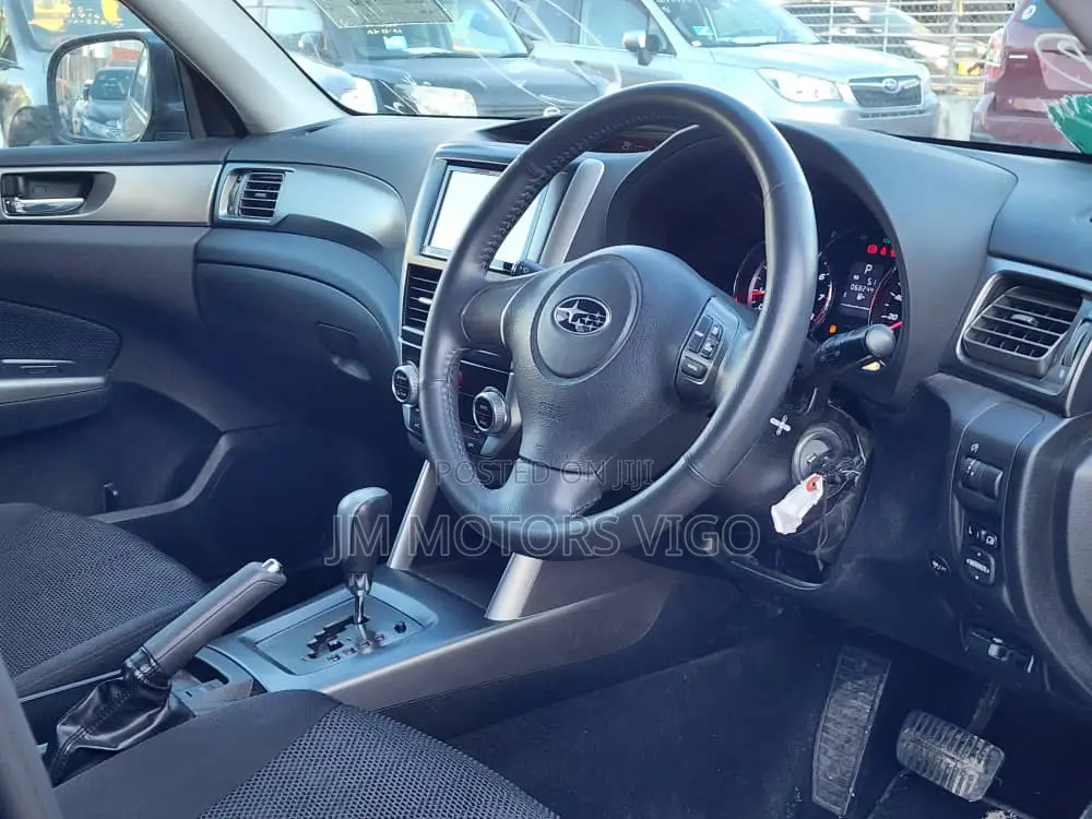 Subaru Forester 2011 Gray