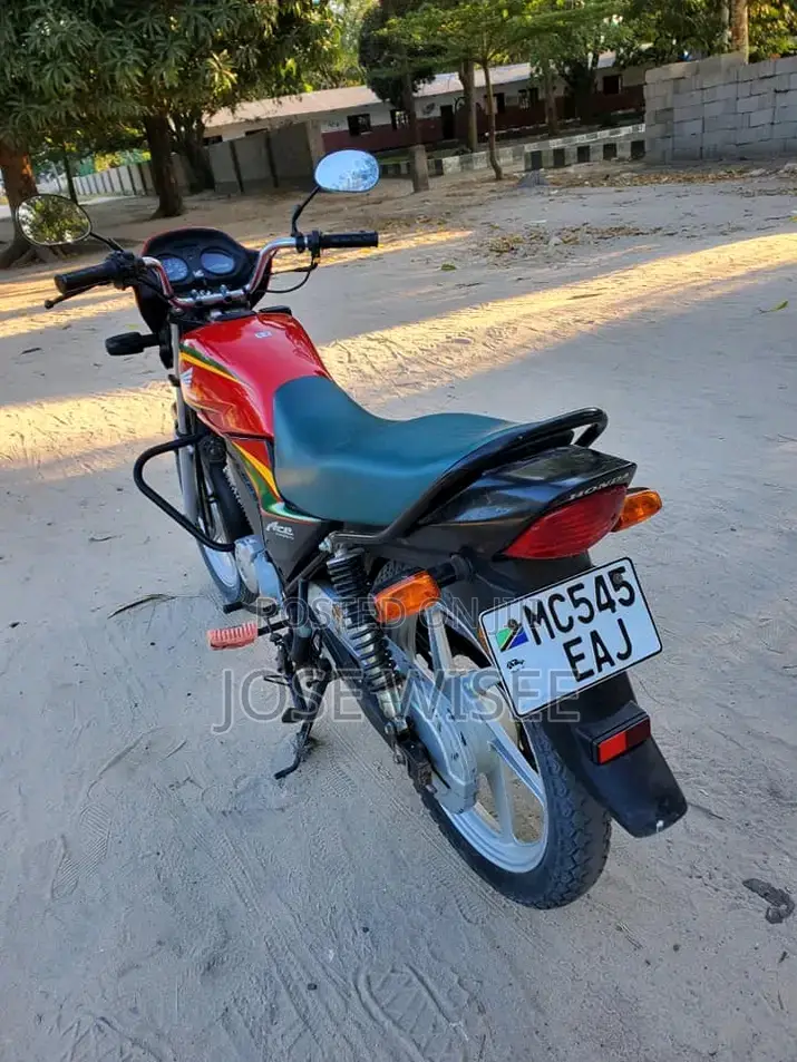 New Honda 2024 Red