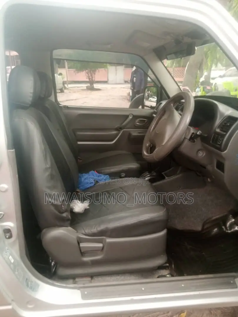 Suzuki Jimny 2002 Silver
