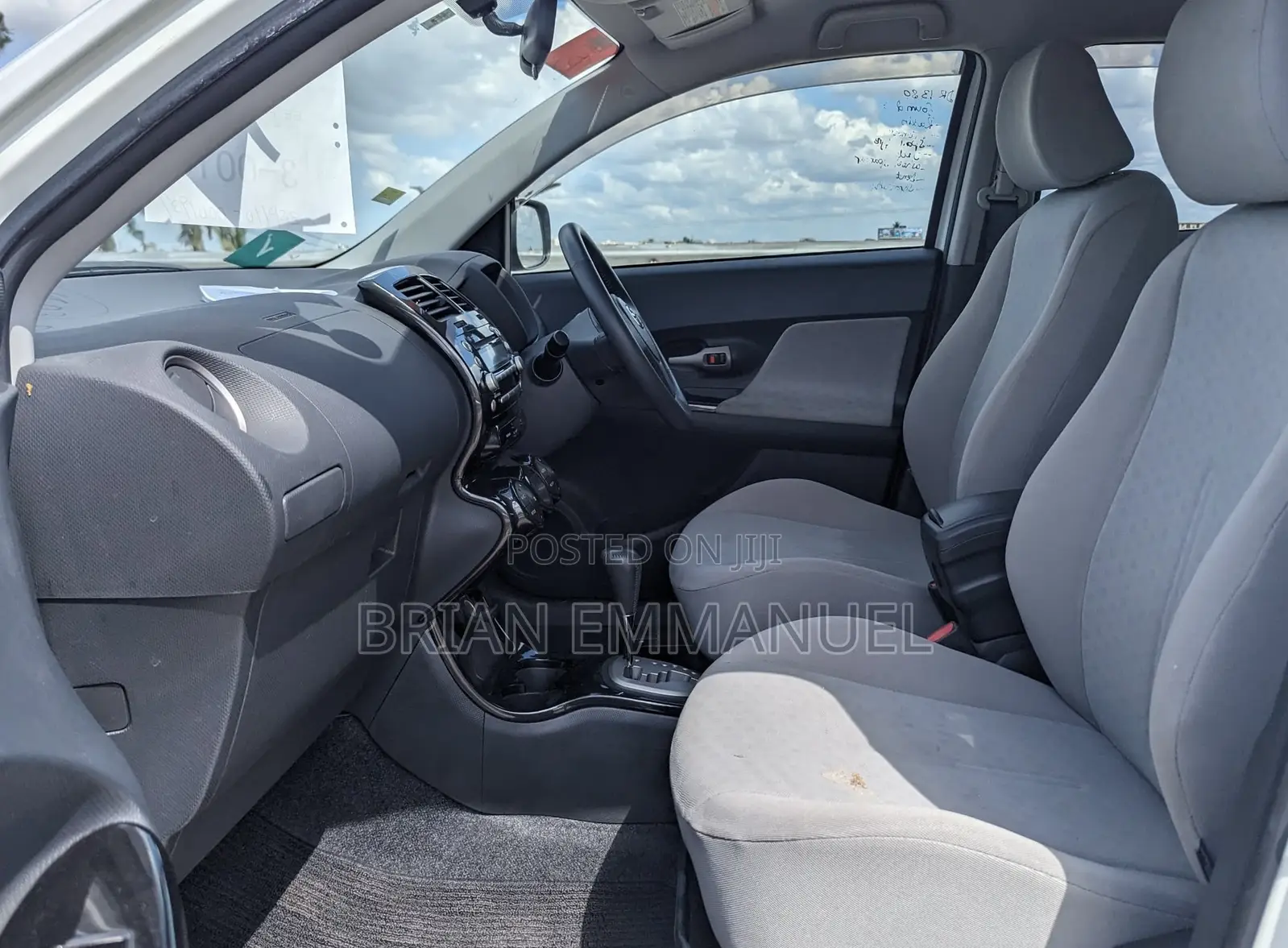 Toyota IST 2010 White