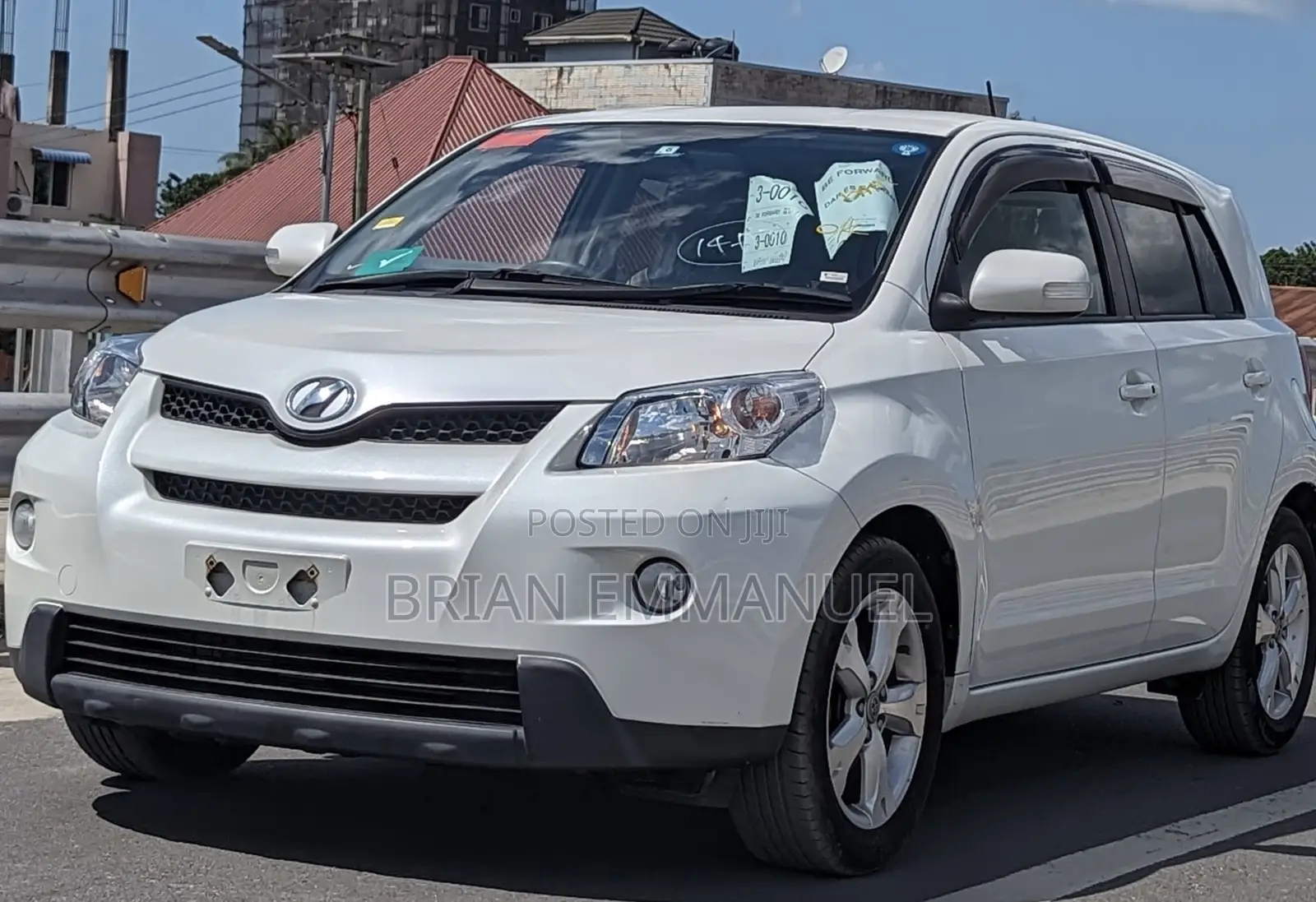 Toyota IST 2010 White