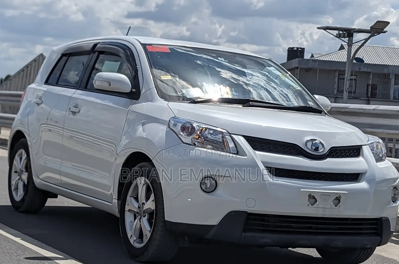 Toyota IST 2010 White