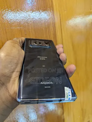 Sharp Aquos R6 128 GB Black