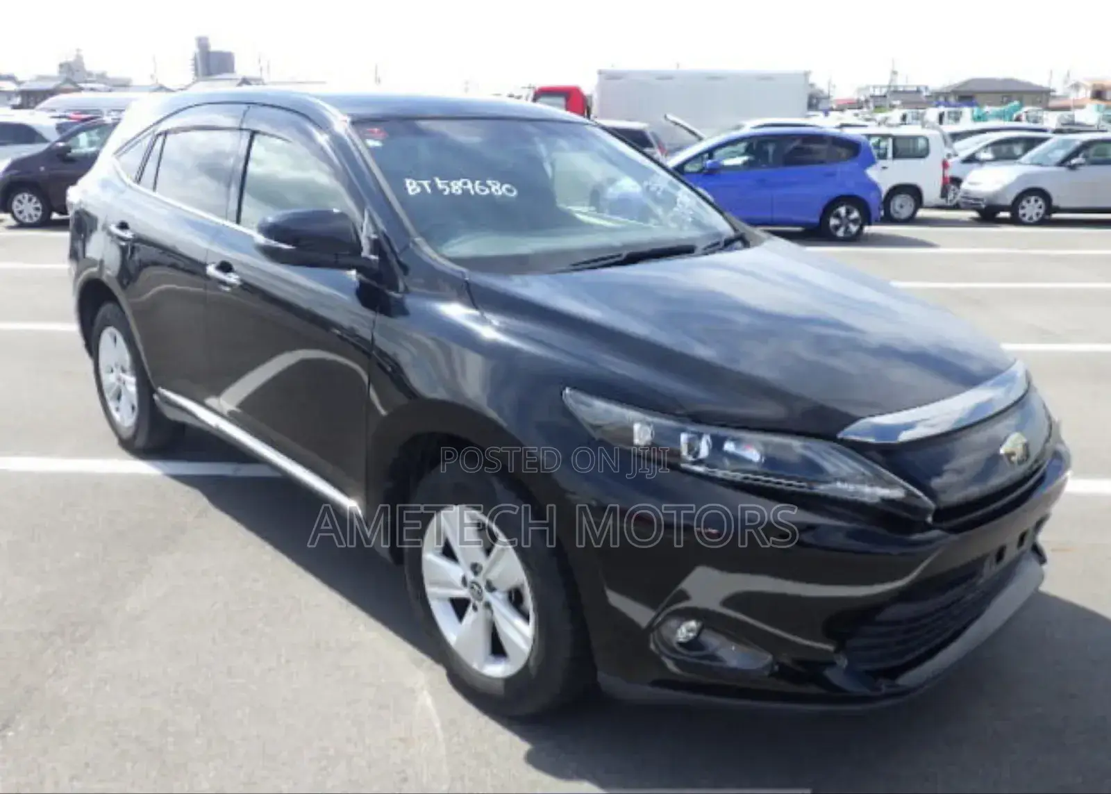 Toyota Harrier 2.0 2015 Black