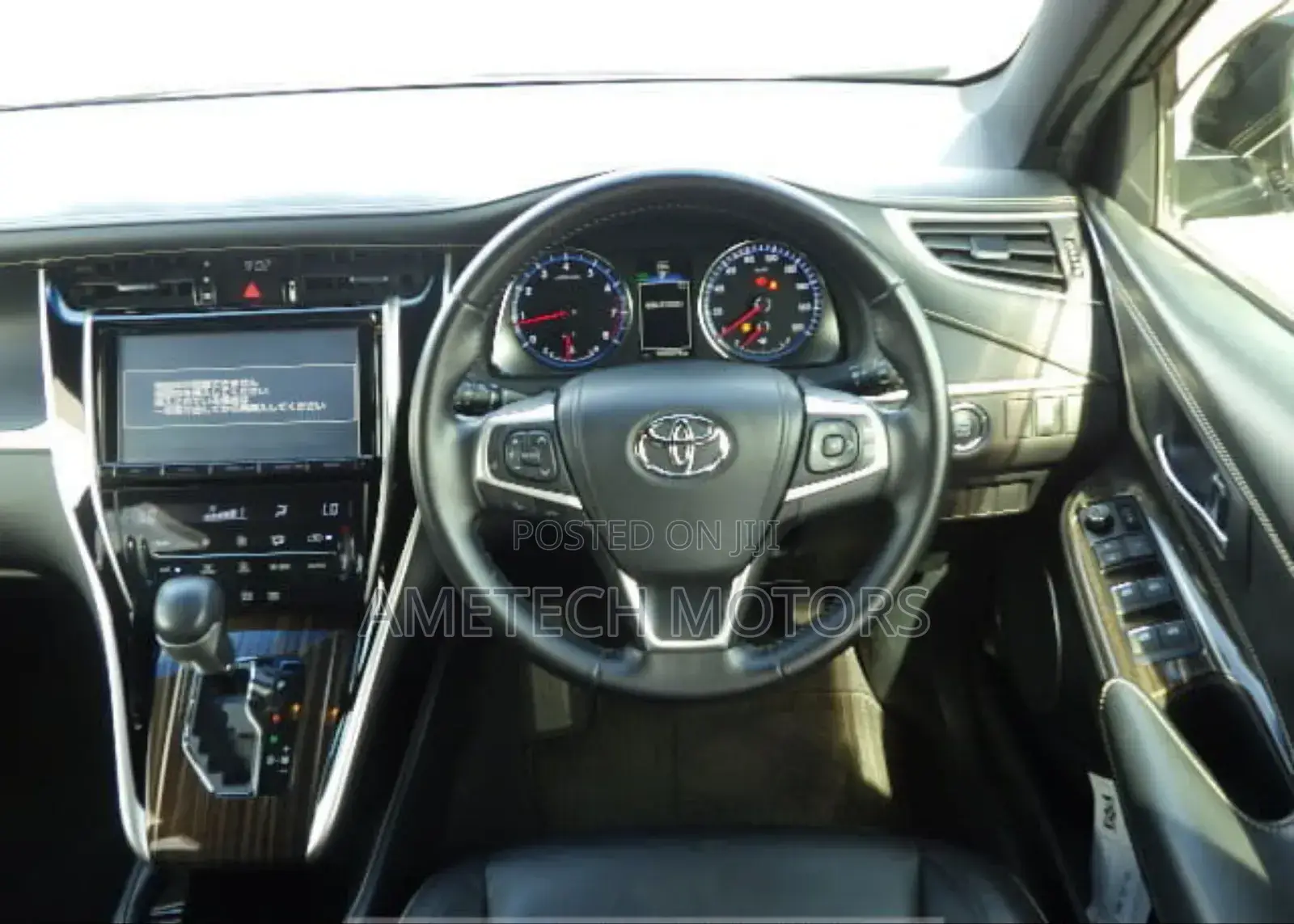 Toyota Harrier 2.0 2015 Black