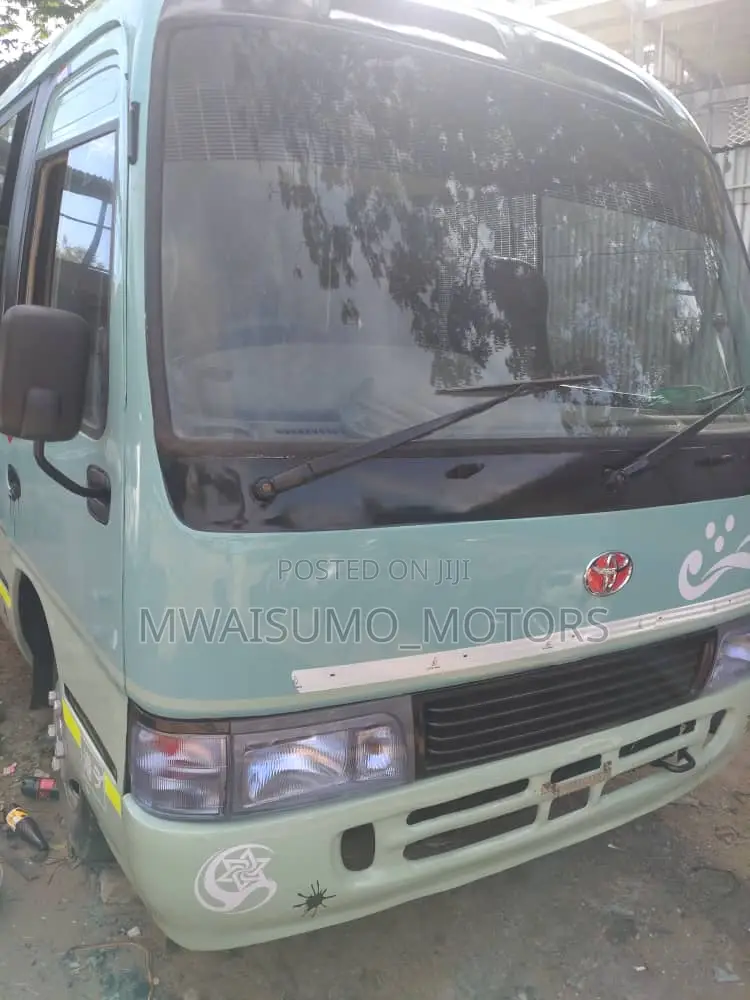 Toyota Coaster 2002 Green