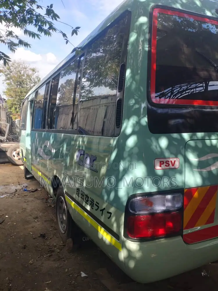 Toyota Coaster 2002 Green