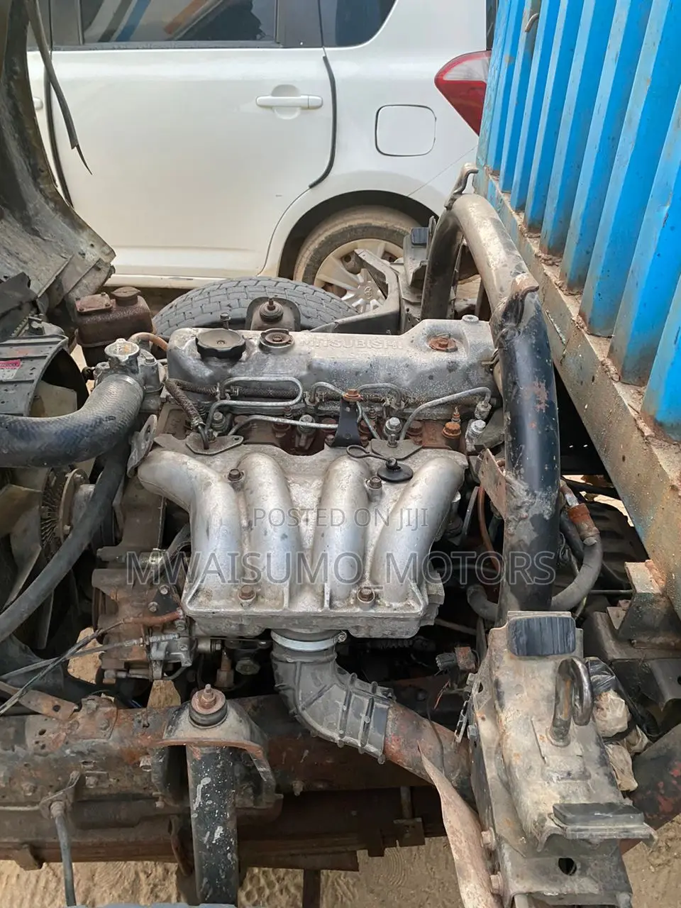 Mitsubishi Canter Ya Mizigo Inauzwa