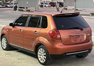 Mazda Verisa 2007 Orange