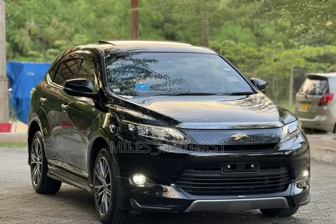 Toyota Harrier 2016 Black