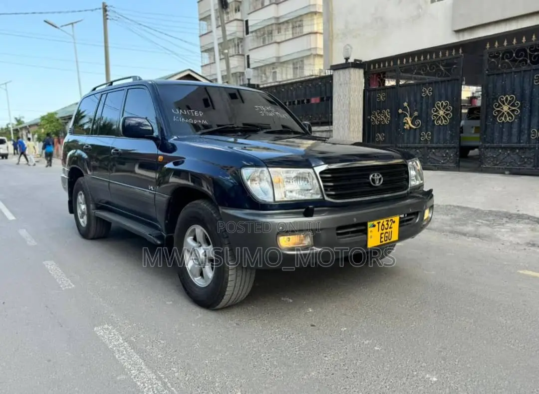 Toyota Land Cruiser 2002 Blue