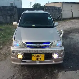 Photo - Daihatsu Terios Automatic 2003 Pink
