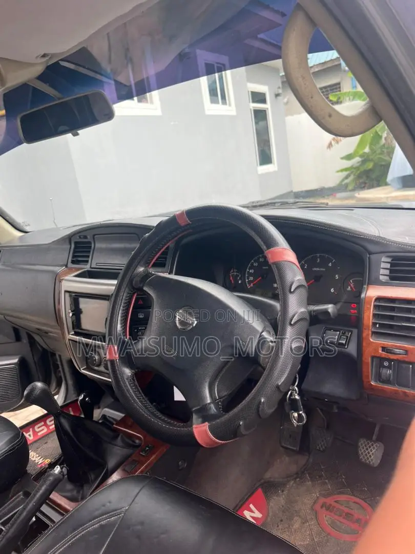 Nissan Patrol 2012 Gray
