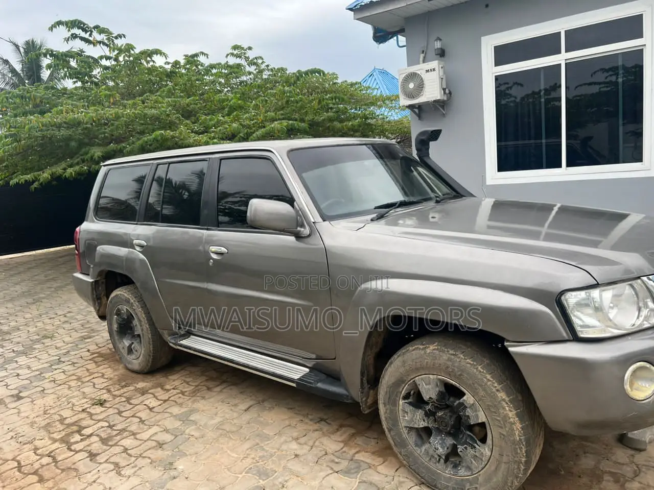 Nissan Patrol 2012 Gray
