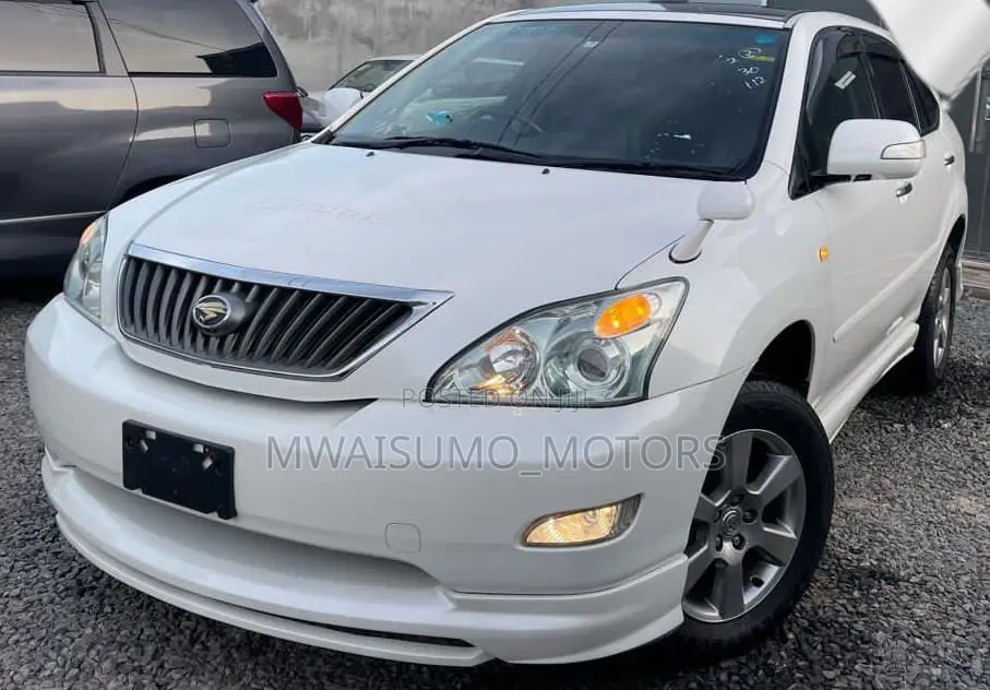 Toyota Harrier 2007 White