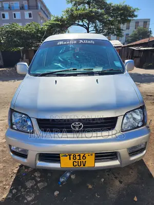Toyota Noah 2001 Silver