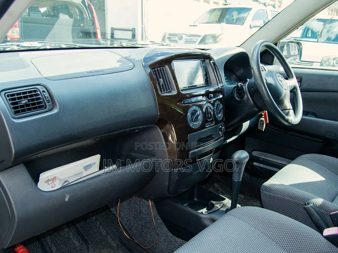 Toyota Probox 1.5 GL 4WD 2005 Silver