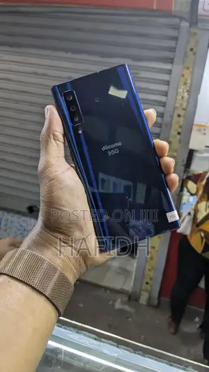 Fujitsu Arrows NX9 F-52A 128 GB Blue