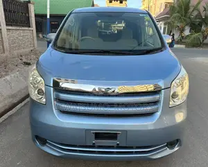Toyota Noah 2008 Blue