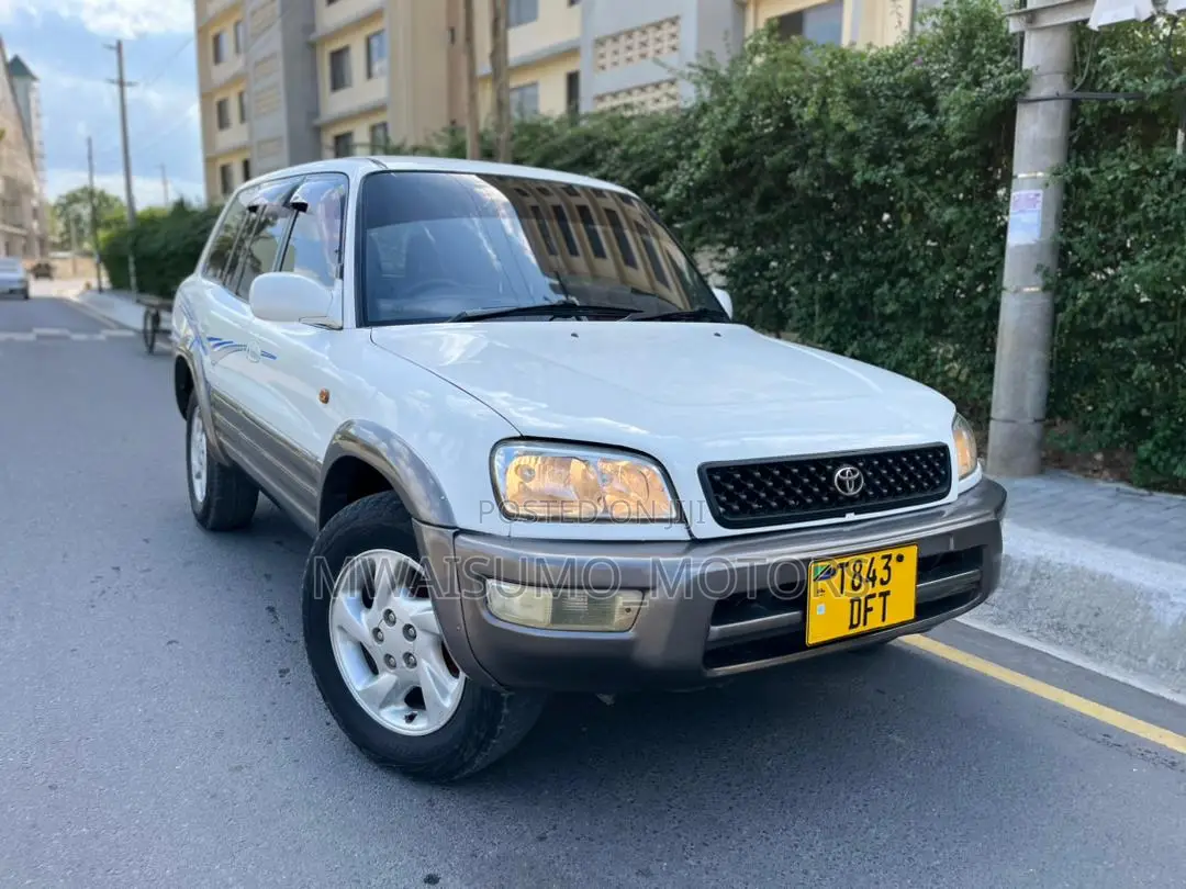 Toyota RAV4 1994 Off white