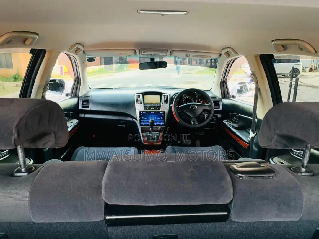 Toyota Harrier 2004 White
