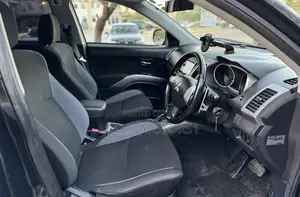 Mitsubishi Outlander 2010 Black