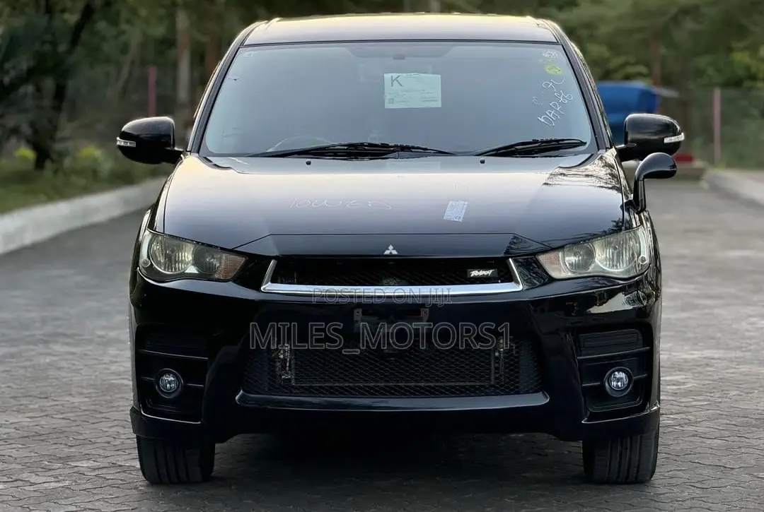 Mitsubishi Outlander 2010 Black