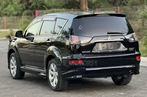 Mitsubishi Outlander 2010 Black