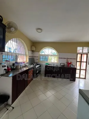 5bdrm House in Mbezibeach for sale