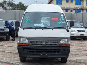 Toyota HiAce 1999 White