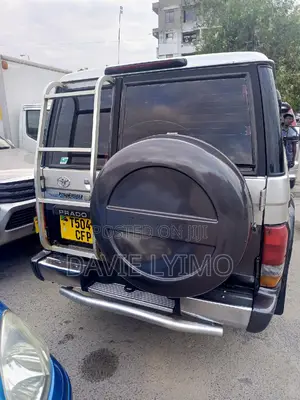 Toyota Land Cruiser Prado 2.4 DT 1993 Gray