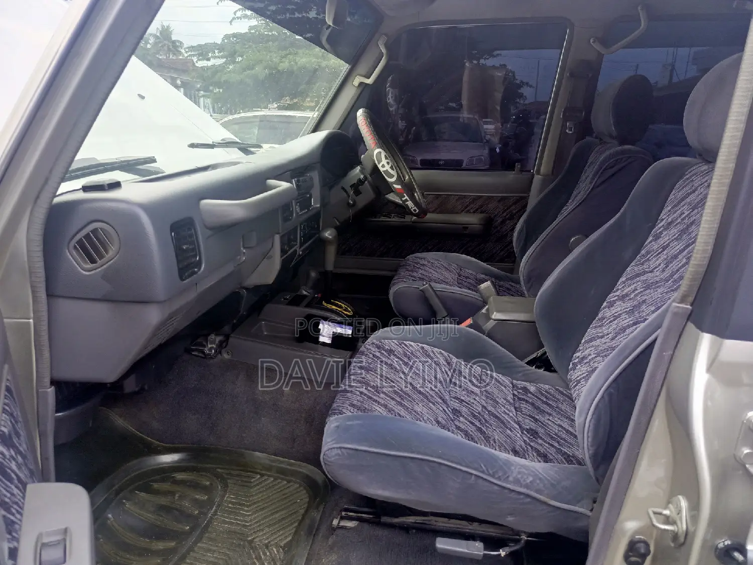 Toyota Land Cruiser Prado 2.4 DT 1993 Gray