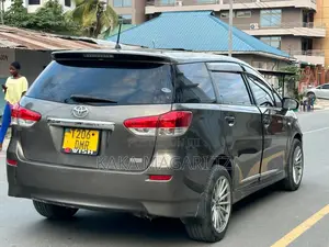 Toyota Wish 2010 Gray