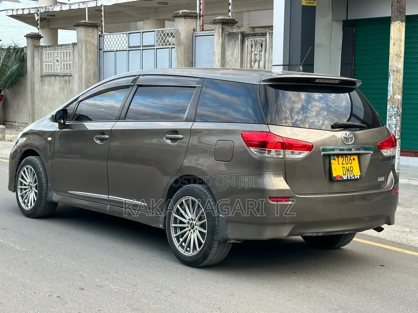 Toyota Wish 2010 Gray