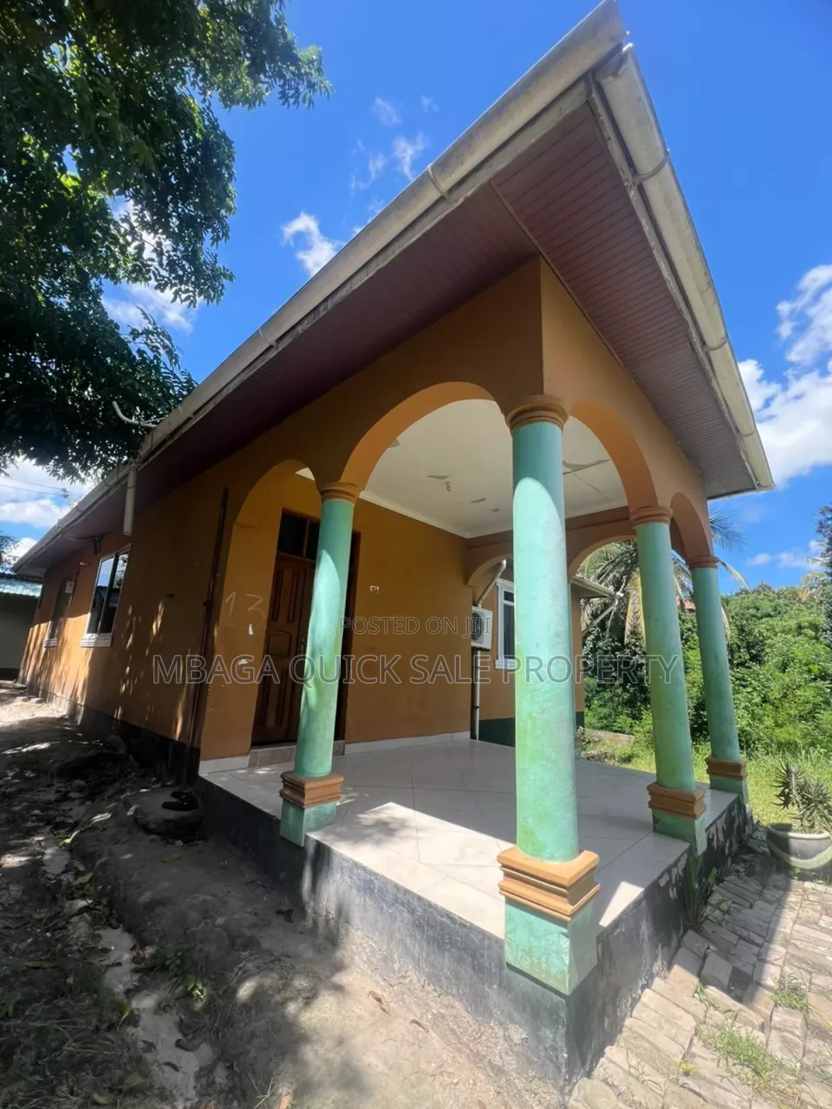 3bdrm House in Goba for sale