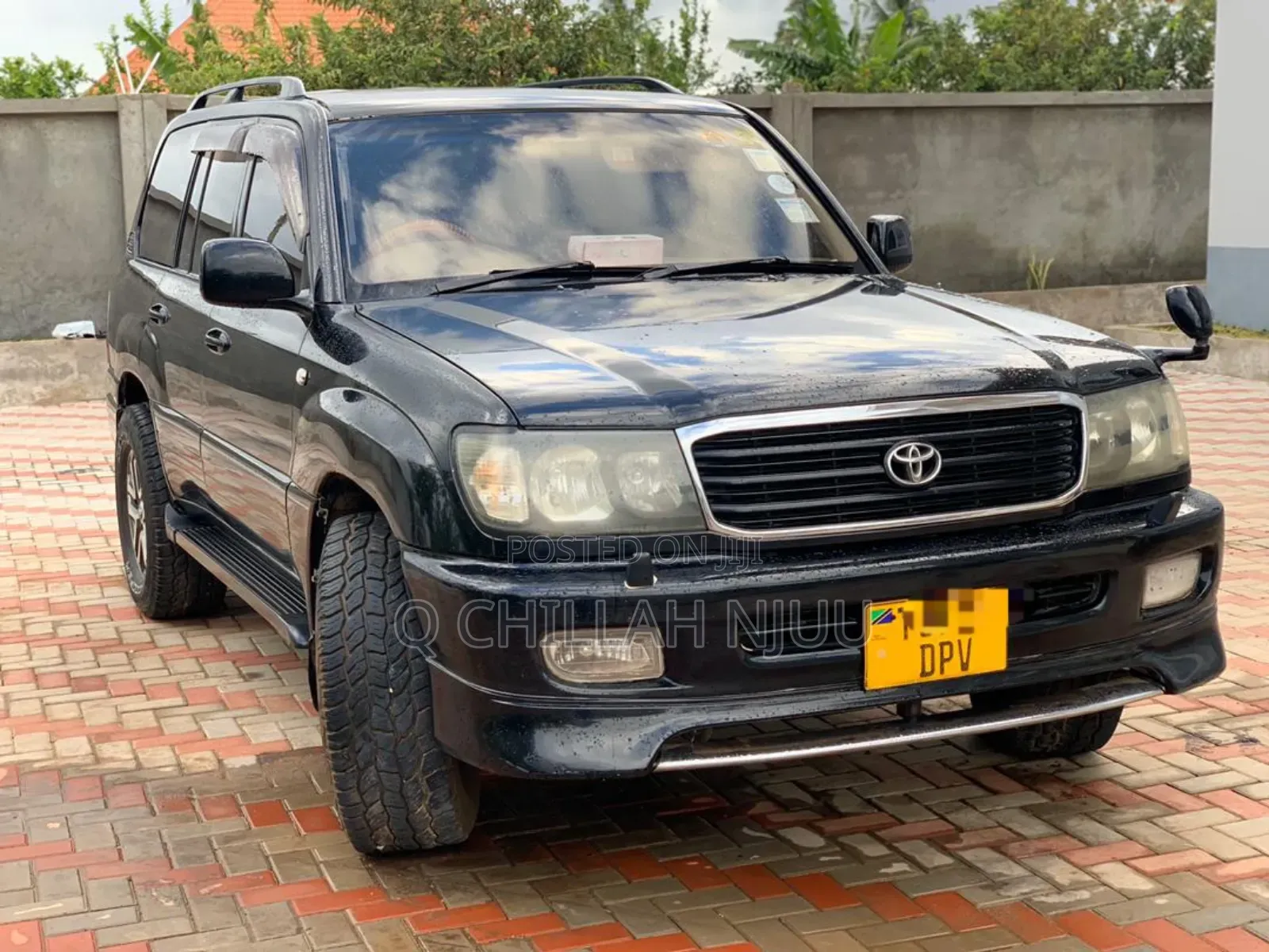Toyota Land Cruiser 1999 Black