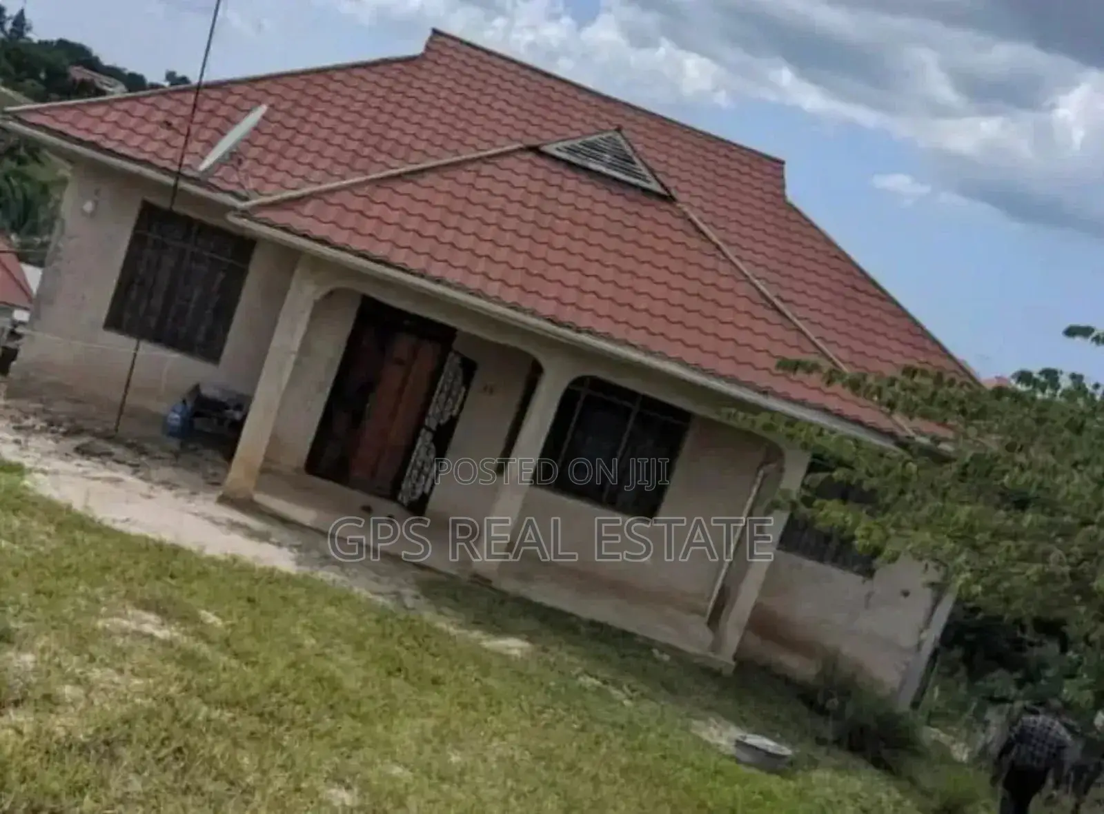 3bdrm House in Mbezi Beach Africana, Kinondoni for sale