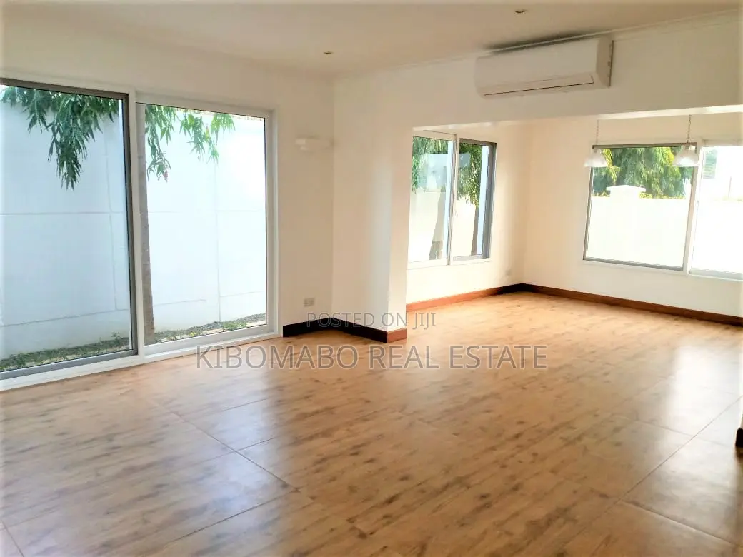4bdrm Villa in Oyster Bay for rent