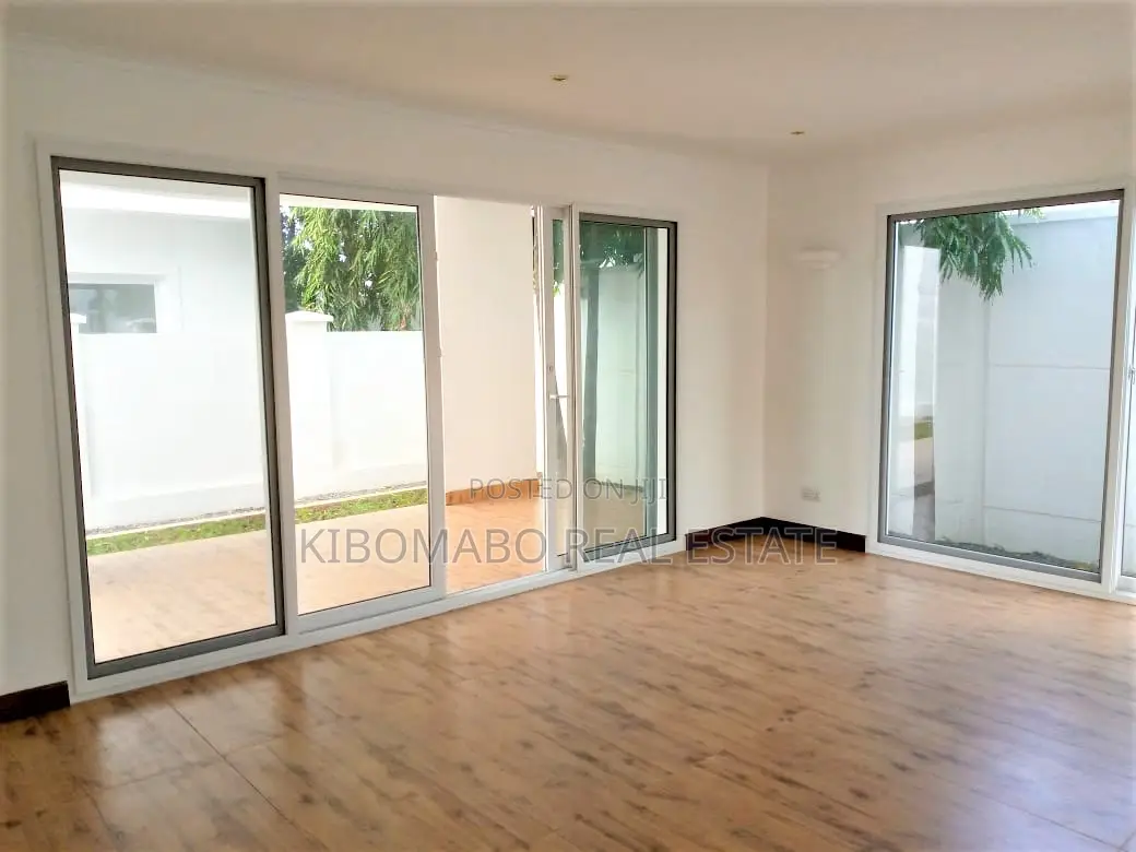 4bdrm Villa in Oyster Bay for rent