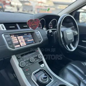 Land Rover Range Rover Evoque Pure AWD 5-Door 2013 White