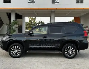 Toyota Land Cruiser Prado 2.8 2021 Black
