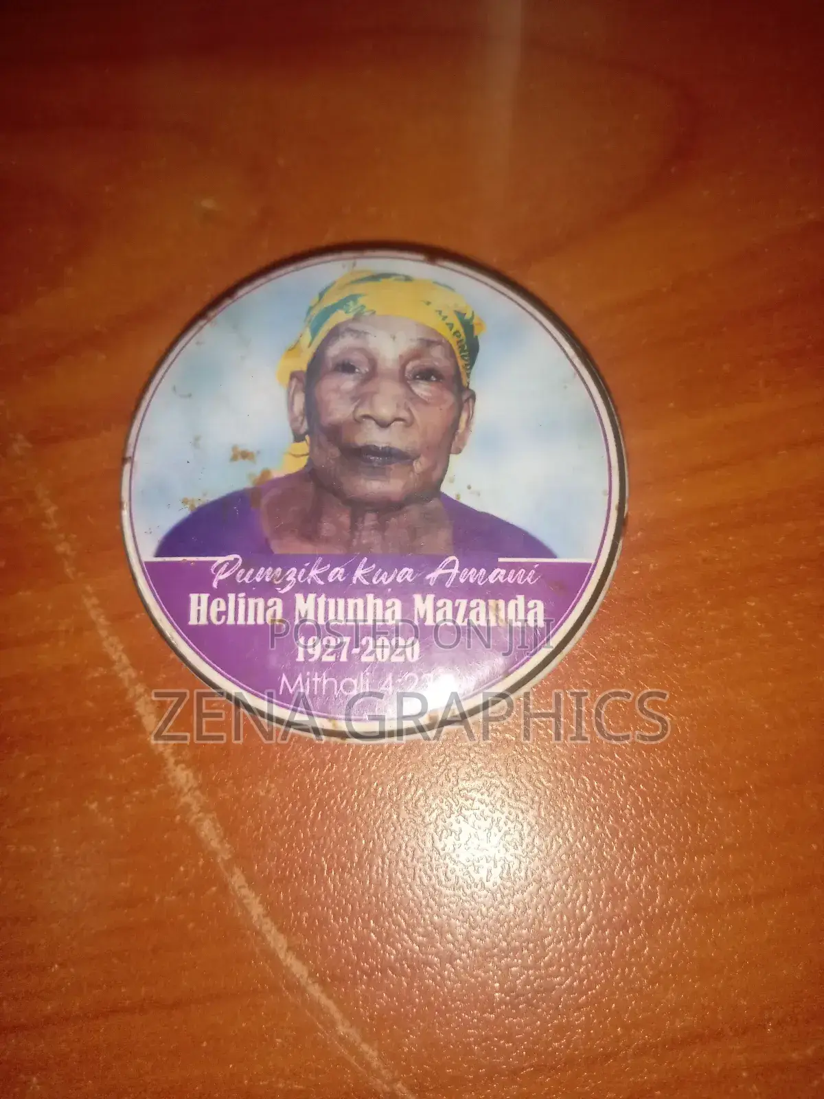Badge Za Kifuani