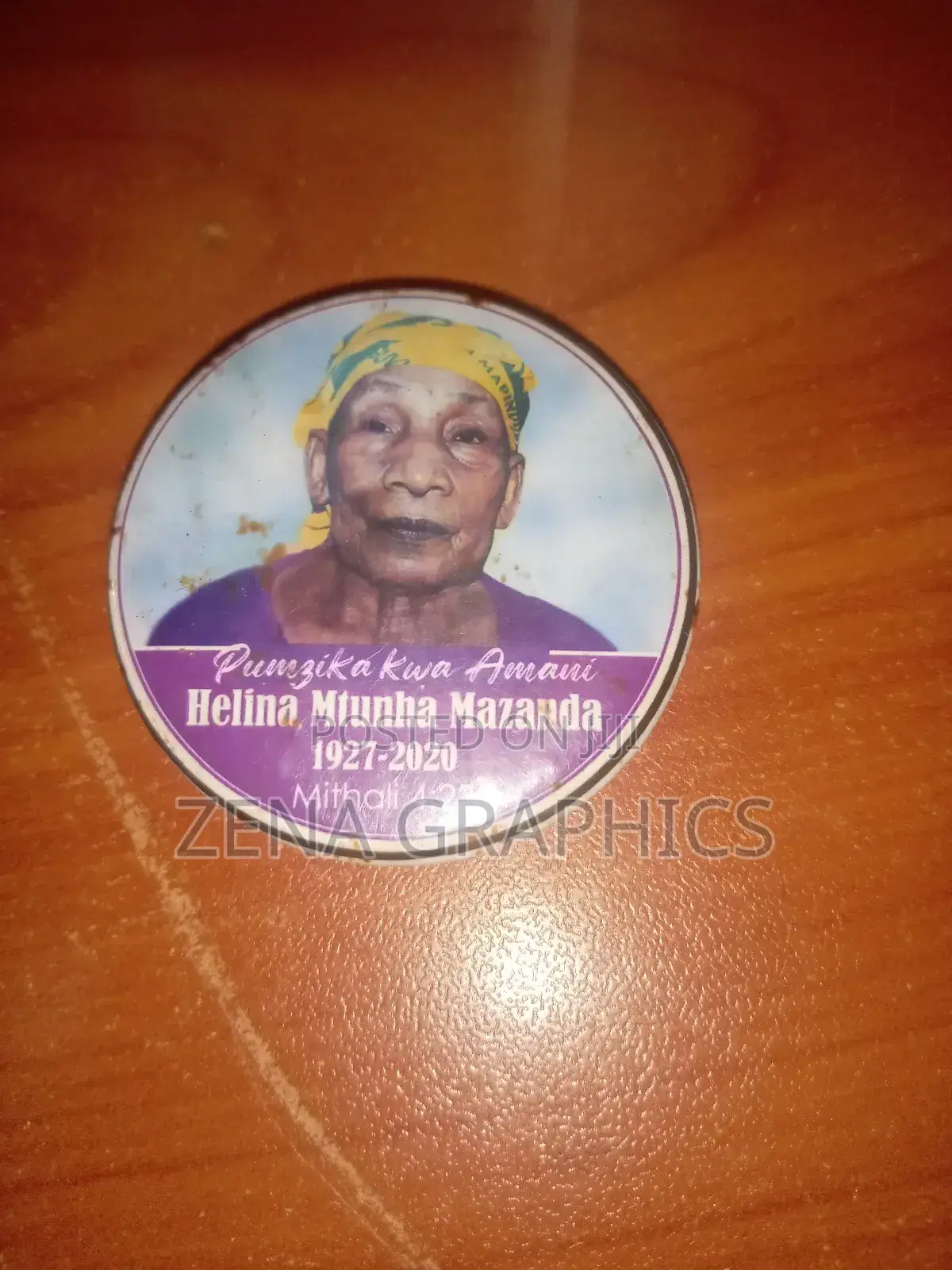 Badge Za Kifuani