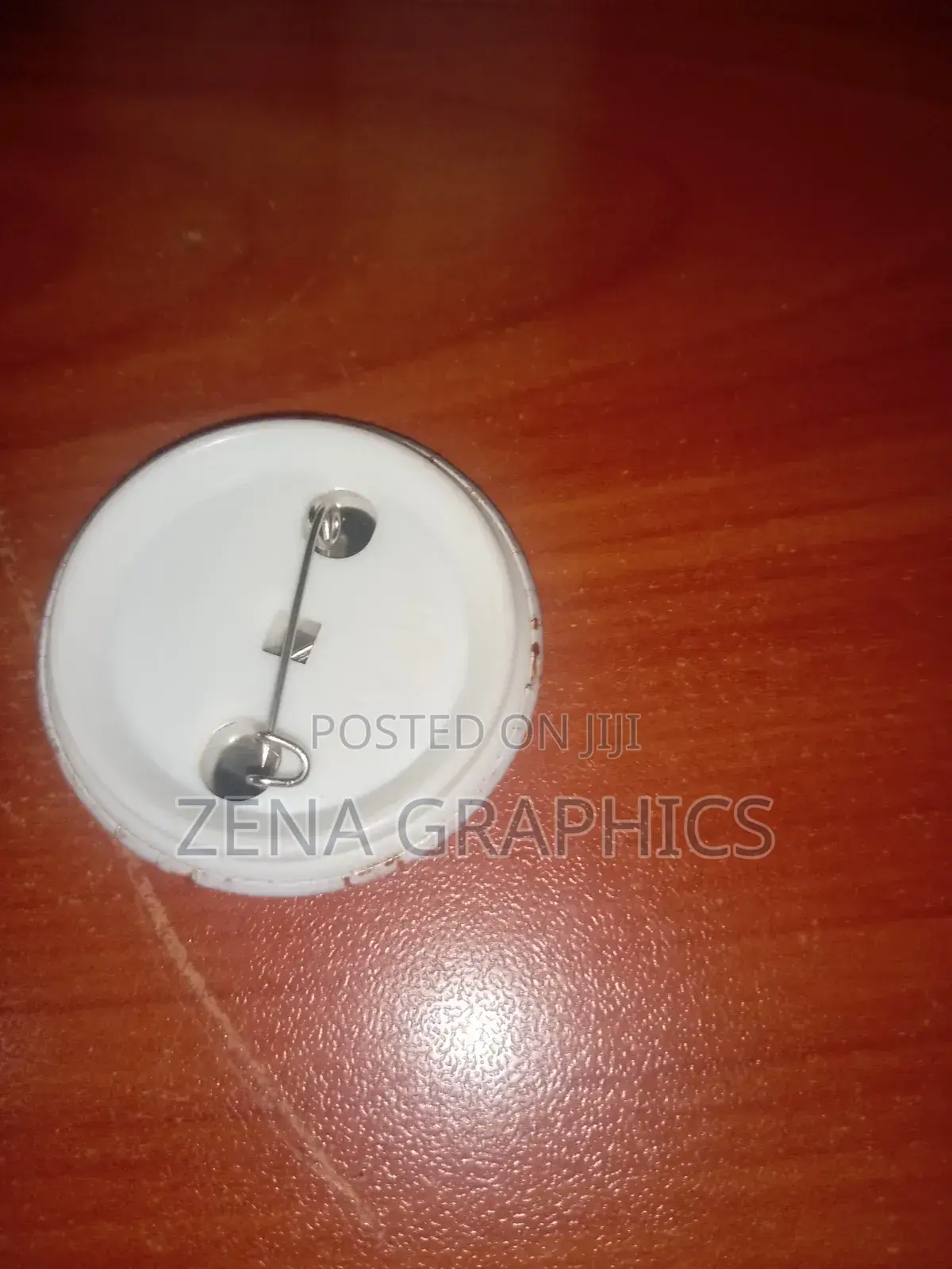 Badge Za Kifuani