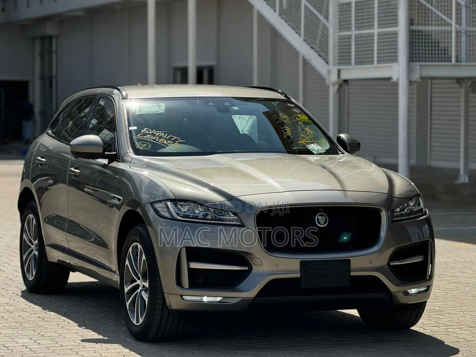 Jaguar F-Pace 20d R-Sport AWD 2018 Gray