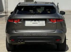 Jaguar F-Pace 20d R-Sport AWD 2018 Gray