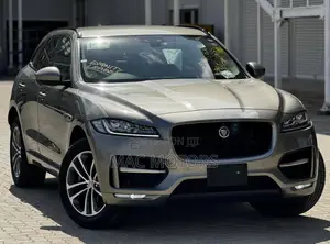 Jaguar F-Pace 20d R-Sport AWD 2018 Gray